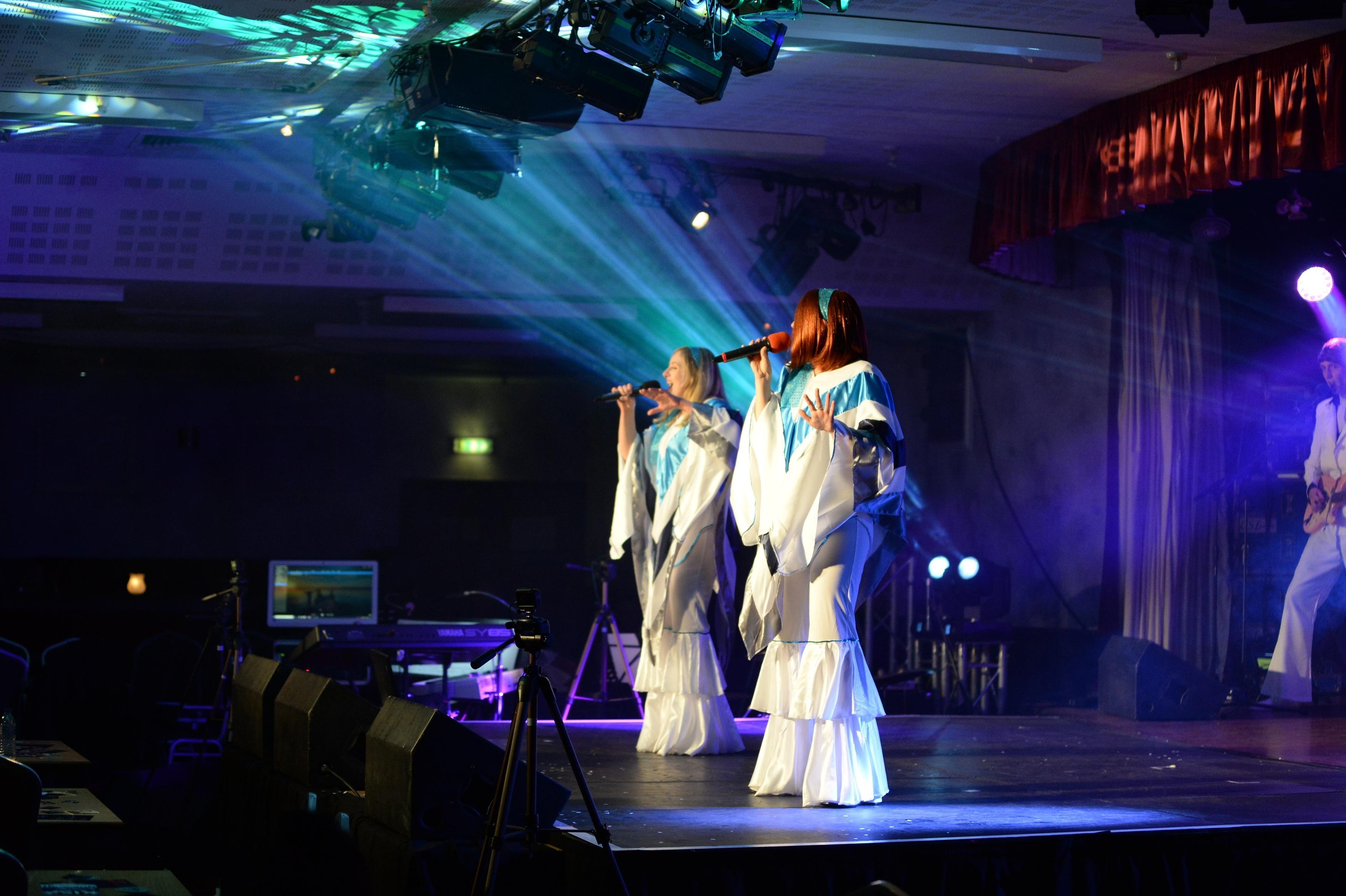 Kiss the Teacher ABBA tribute band UK