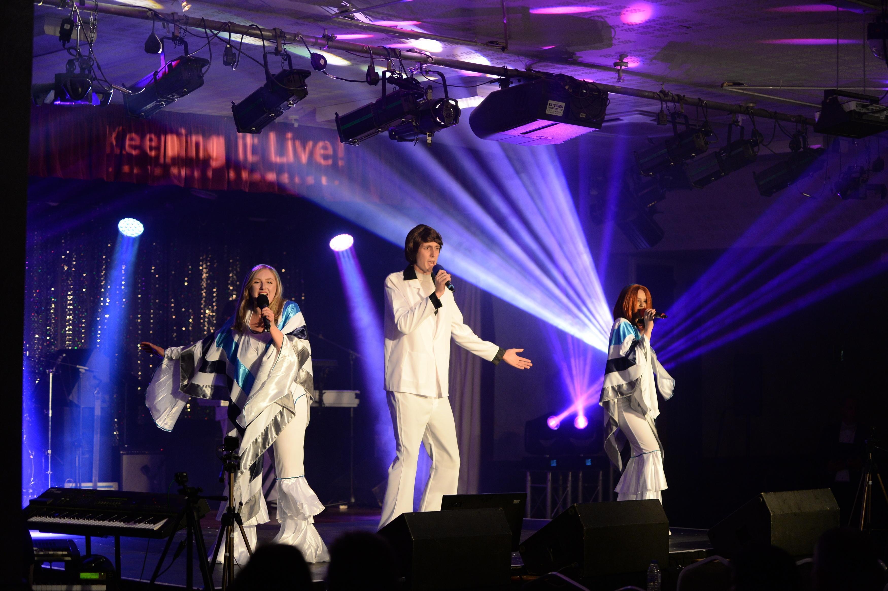 ABBA tribute band Kiss the Teacher